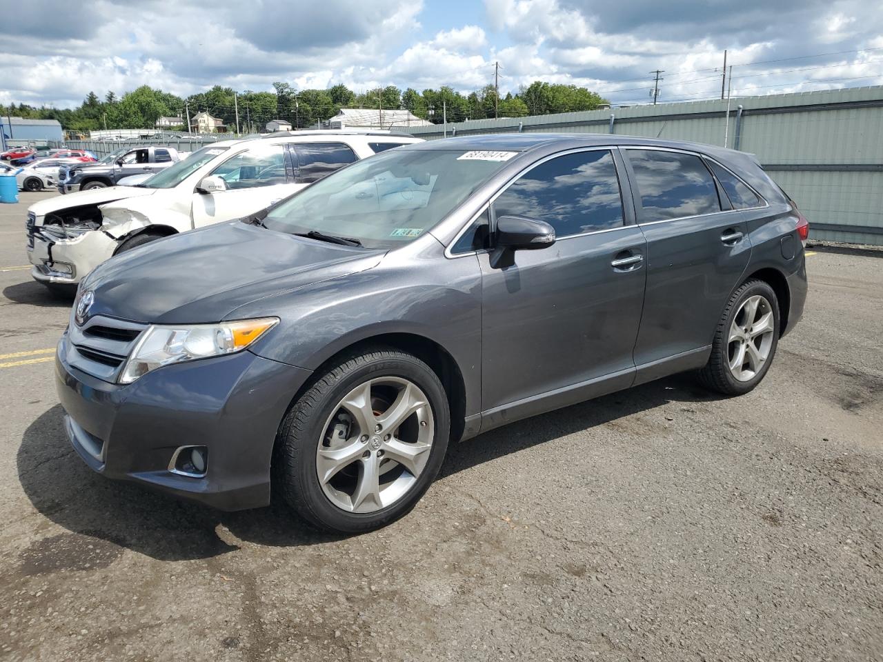 TOYOTA VENZA LE 2014