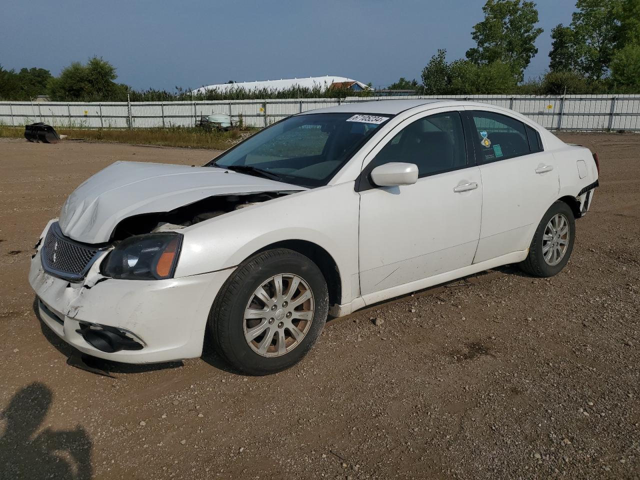 MITSUBISHI GALANT FE 2011