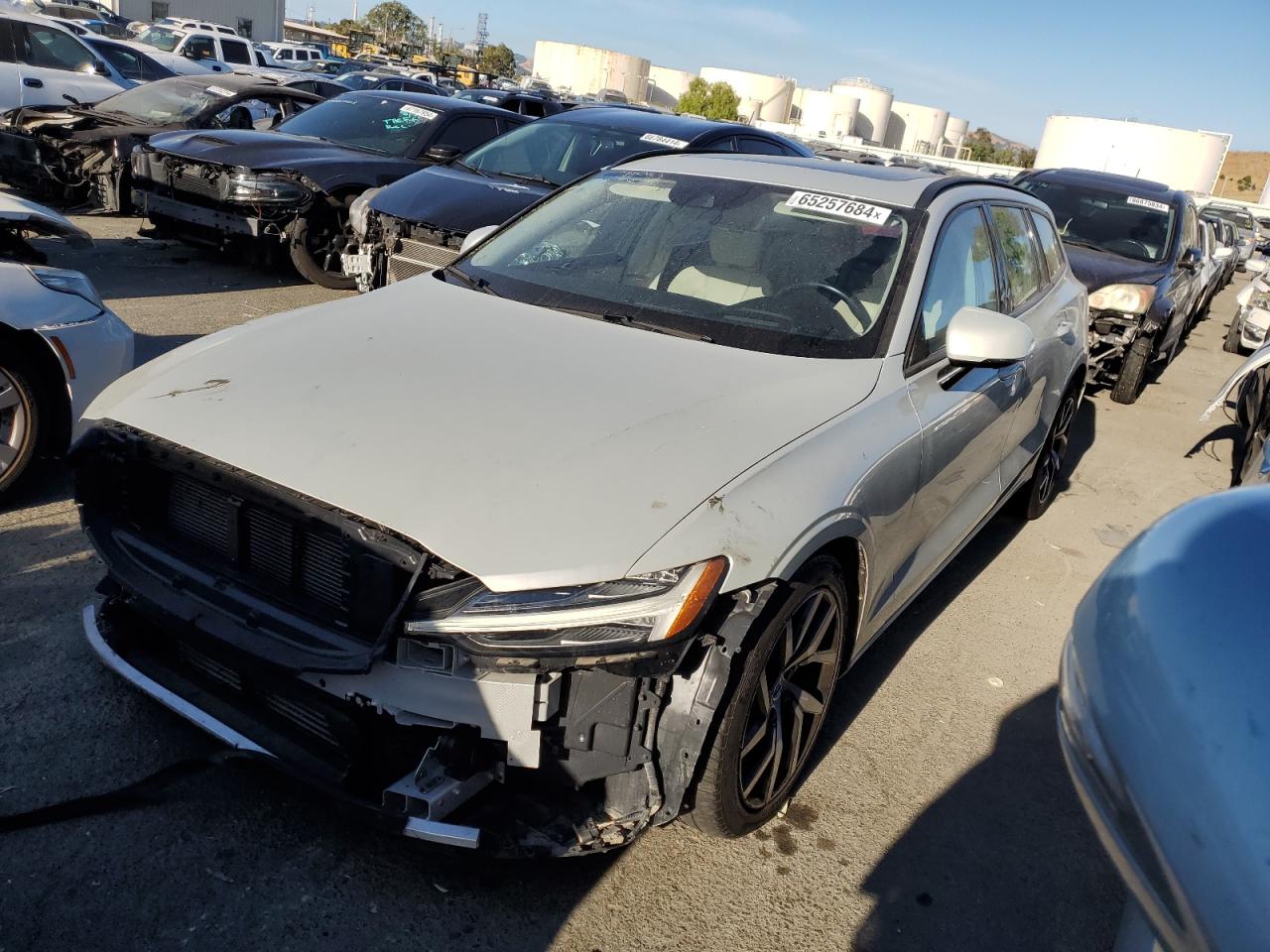 VOLVO V60 T6 MOM 2019