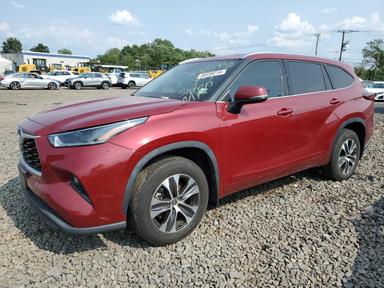 Toyota Highlander 2021
