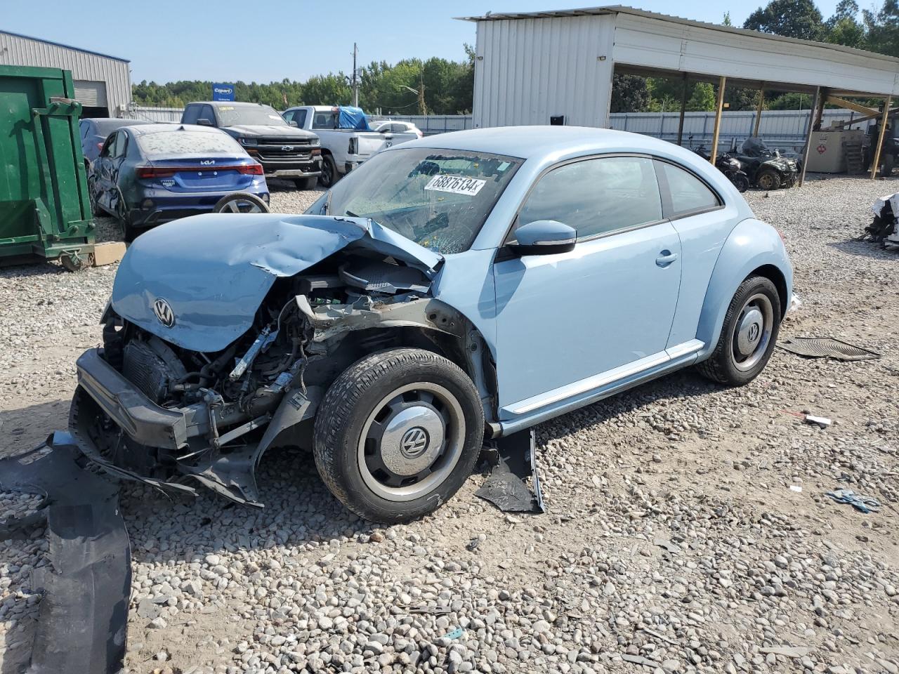 VOLKSWAGEN BEETLE 2012