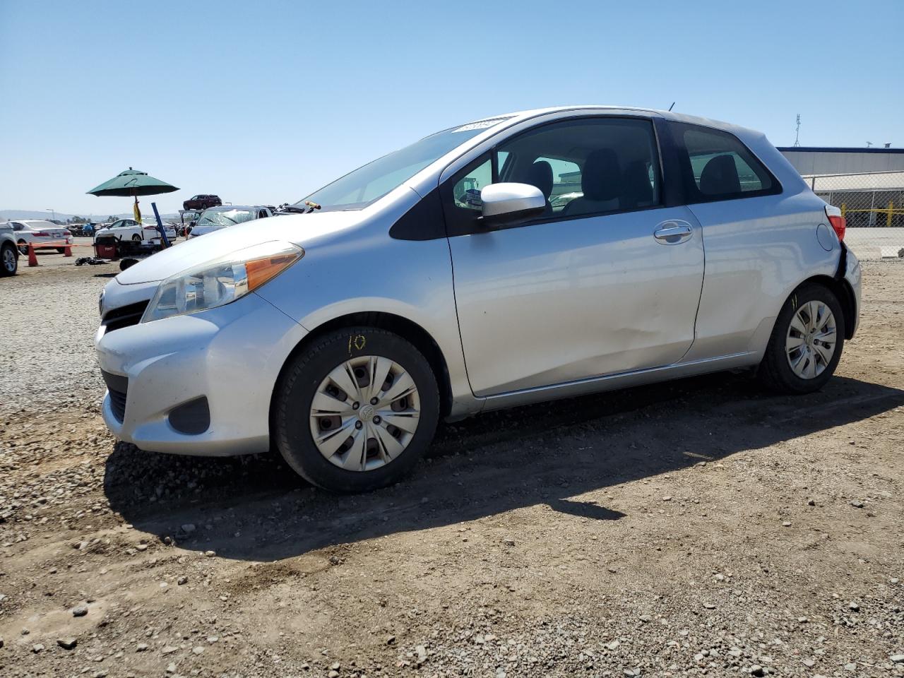 TOYOTA YARIS 2012