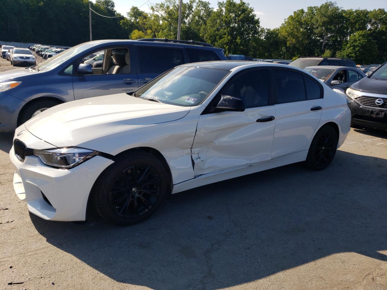 BMW 3 SERIES 2014