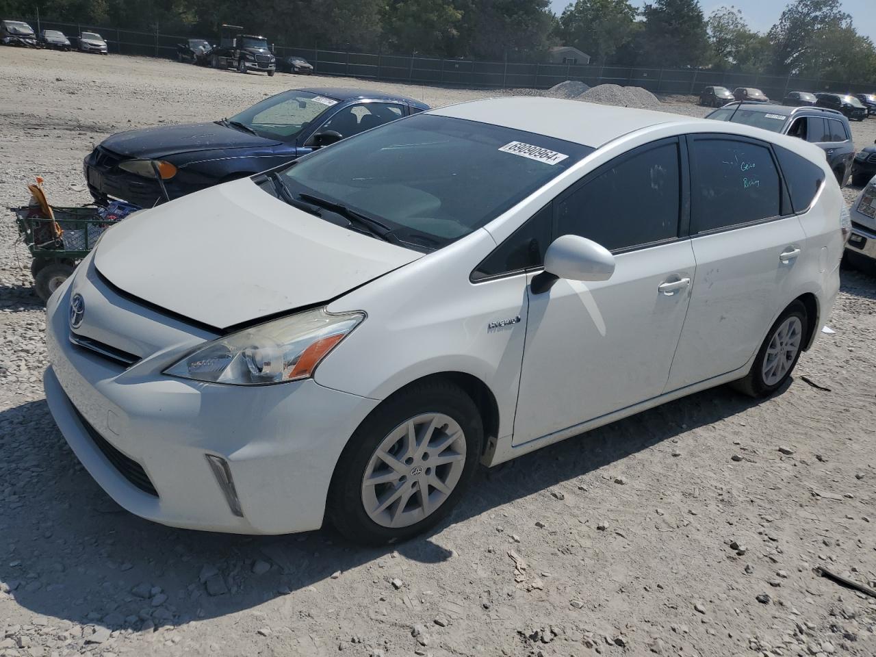TOYOTA PRIUS V 2012