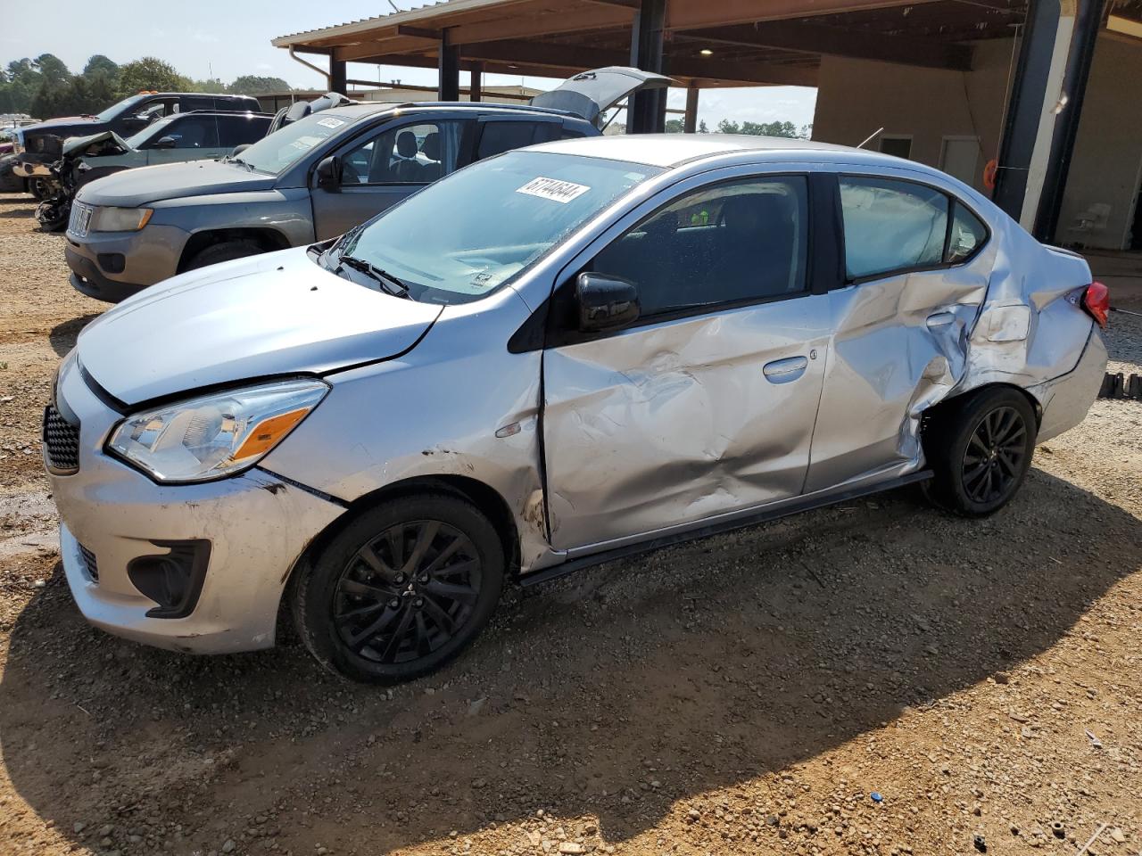 MITSUBISHI MIRAGE G4 2020