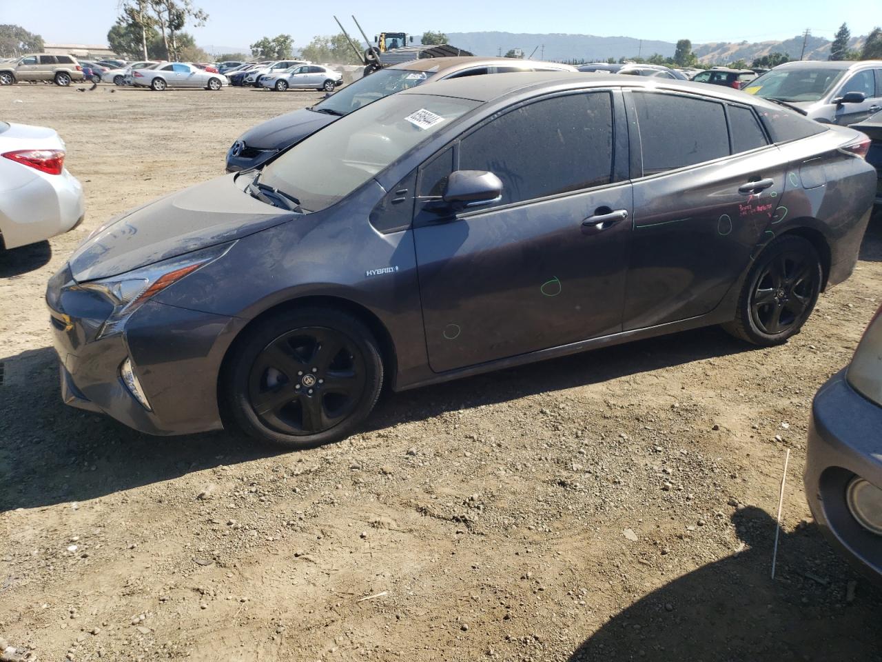 TOYOTA PRIUS 2017