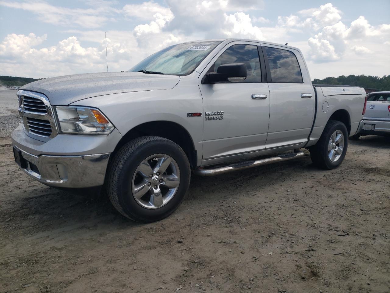 RAM 1500 SLT 2014