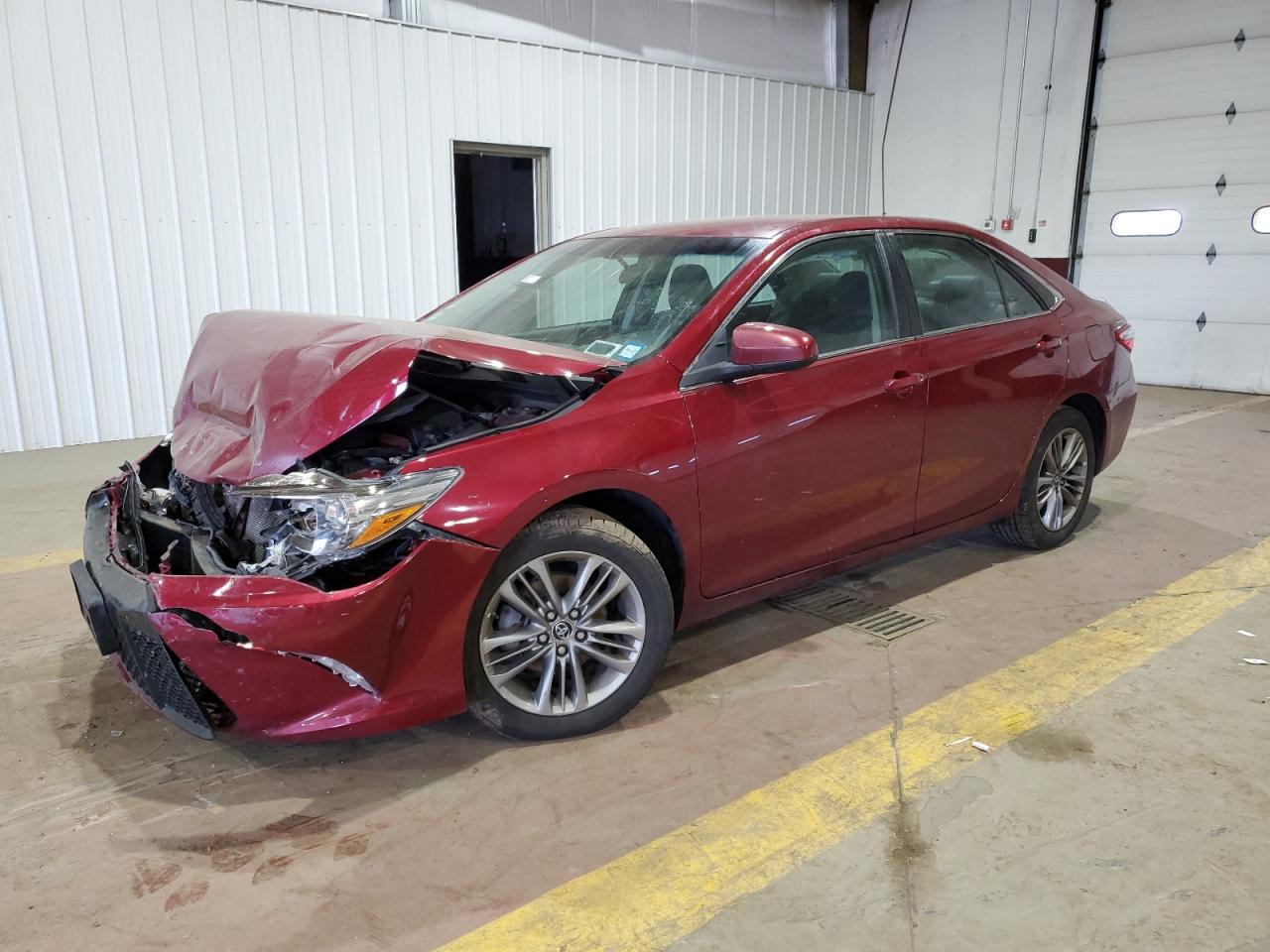 TOYOTA CAMRY LE 2016