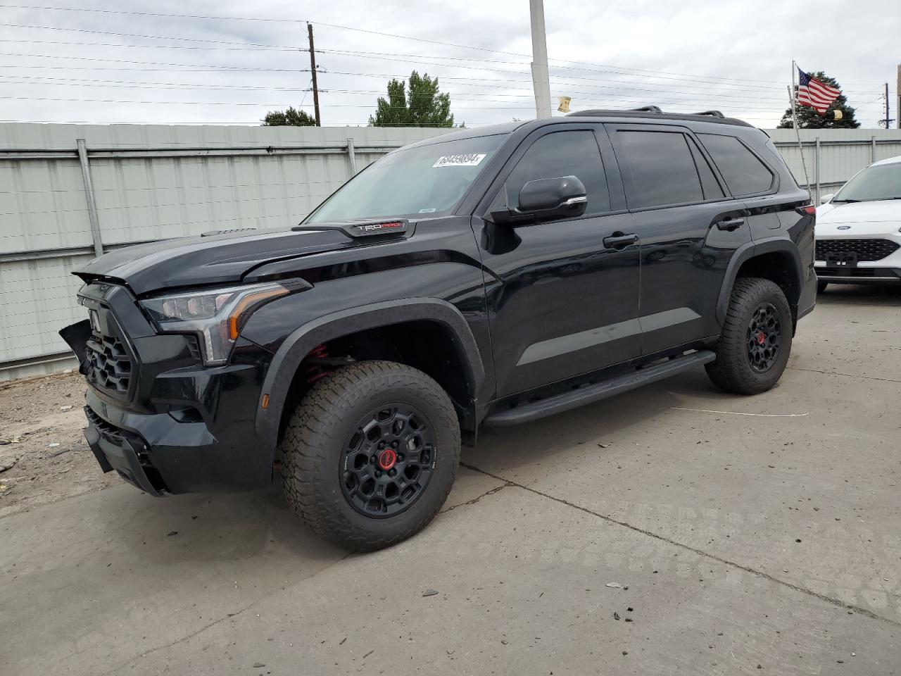 TOYOTA SEQUOIA SR 2023