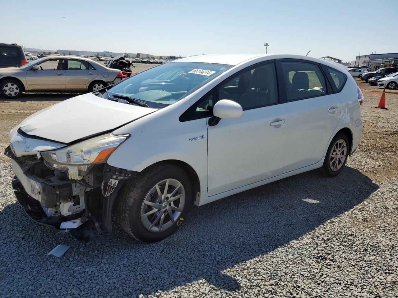 TOYOTA PRIUS V 2015