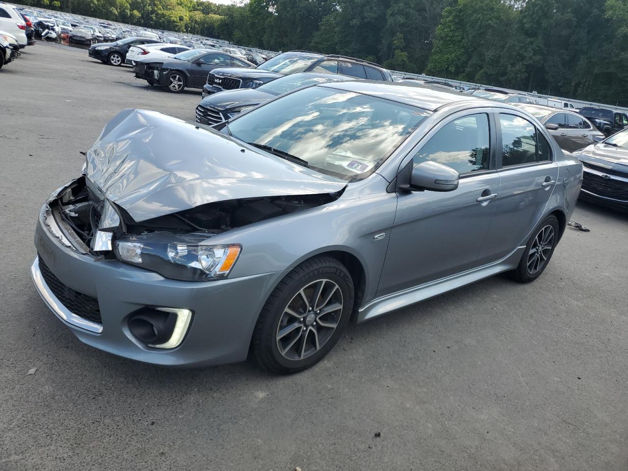 MITSUBISHI LANCER ES 2017