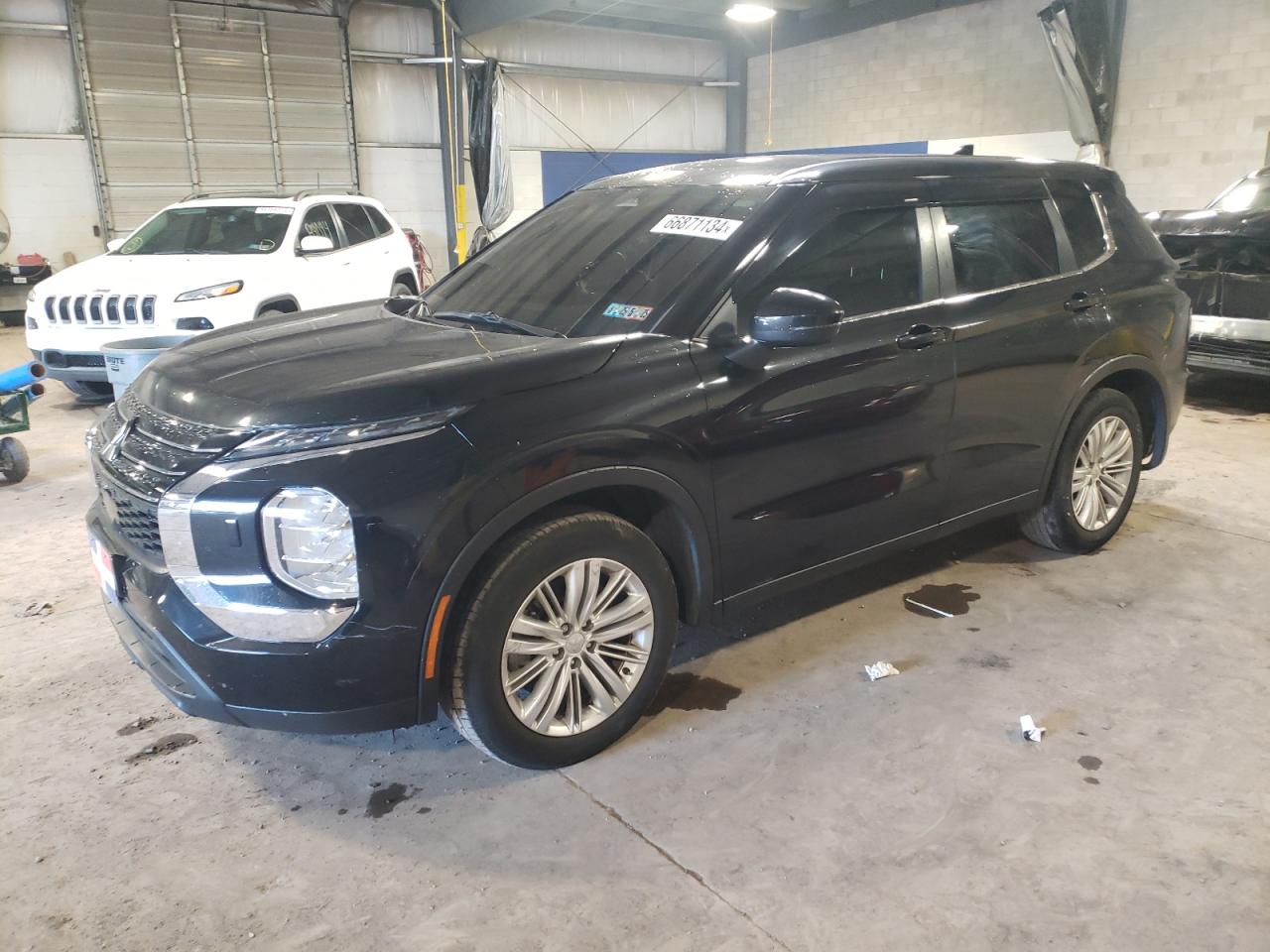 MITSUBISHI Outlander 2022