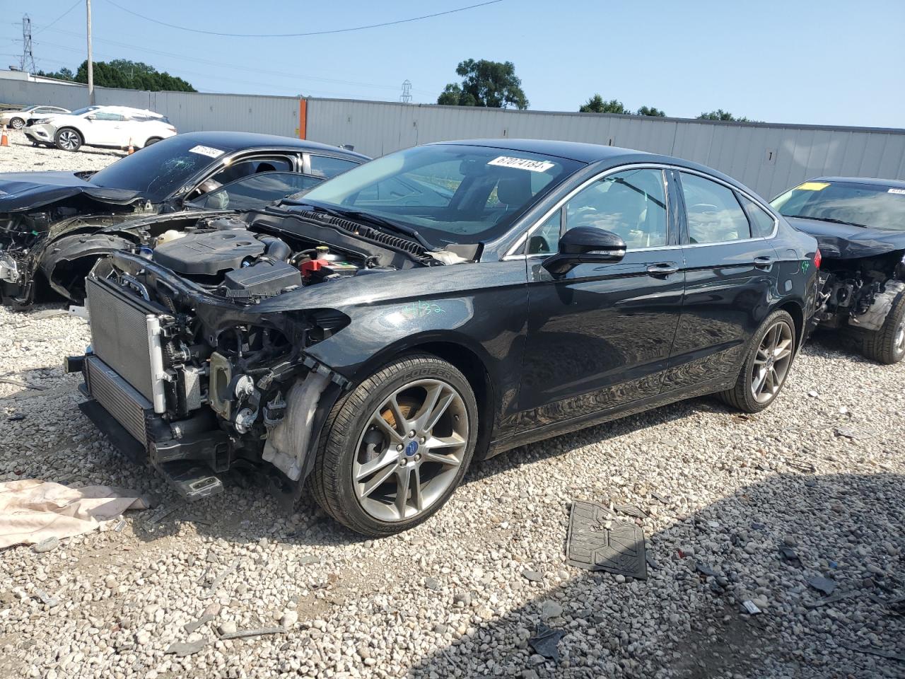 FORD FUSION TIT 2015