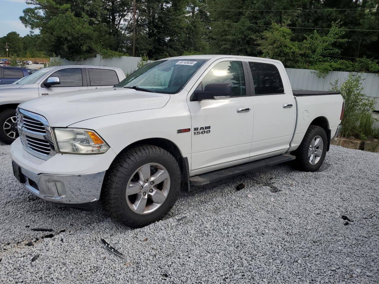 RAM 1500 SLT 2015