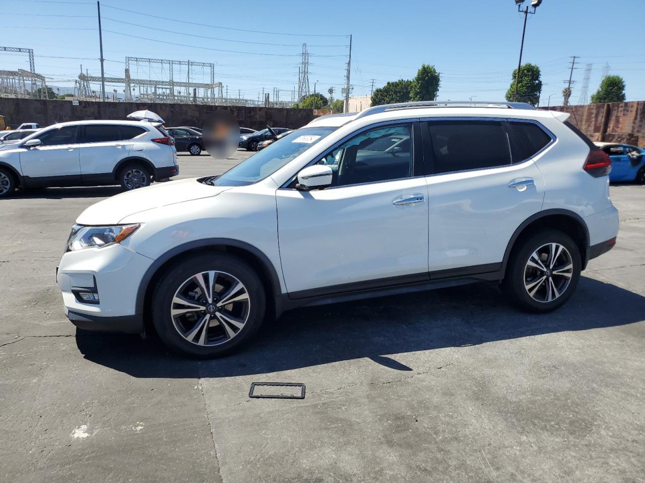 NISSAN Rogue S 2020