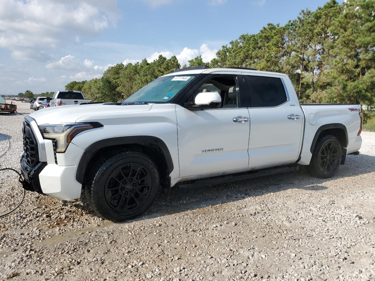 TOYOTA TUNDRA CRE 2023