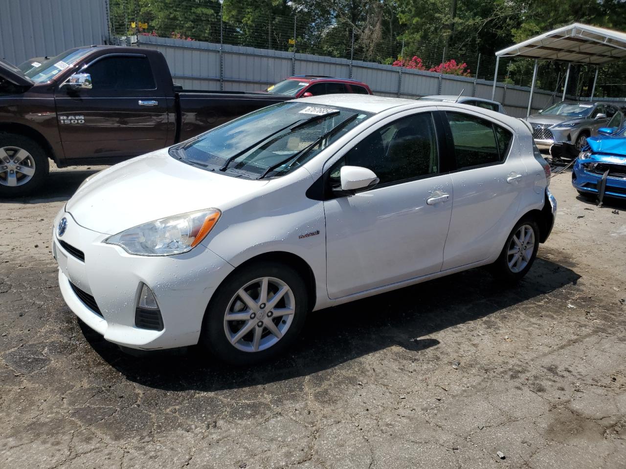 TOYOTA PRIUS C 2012