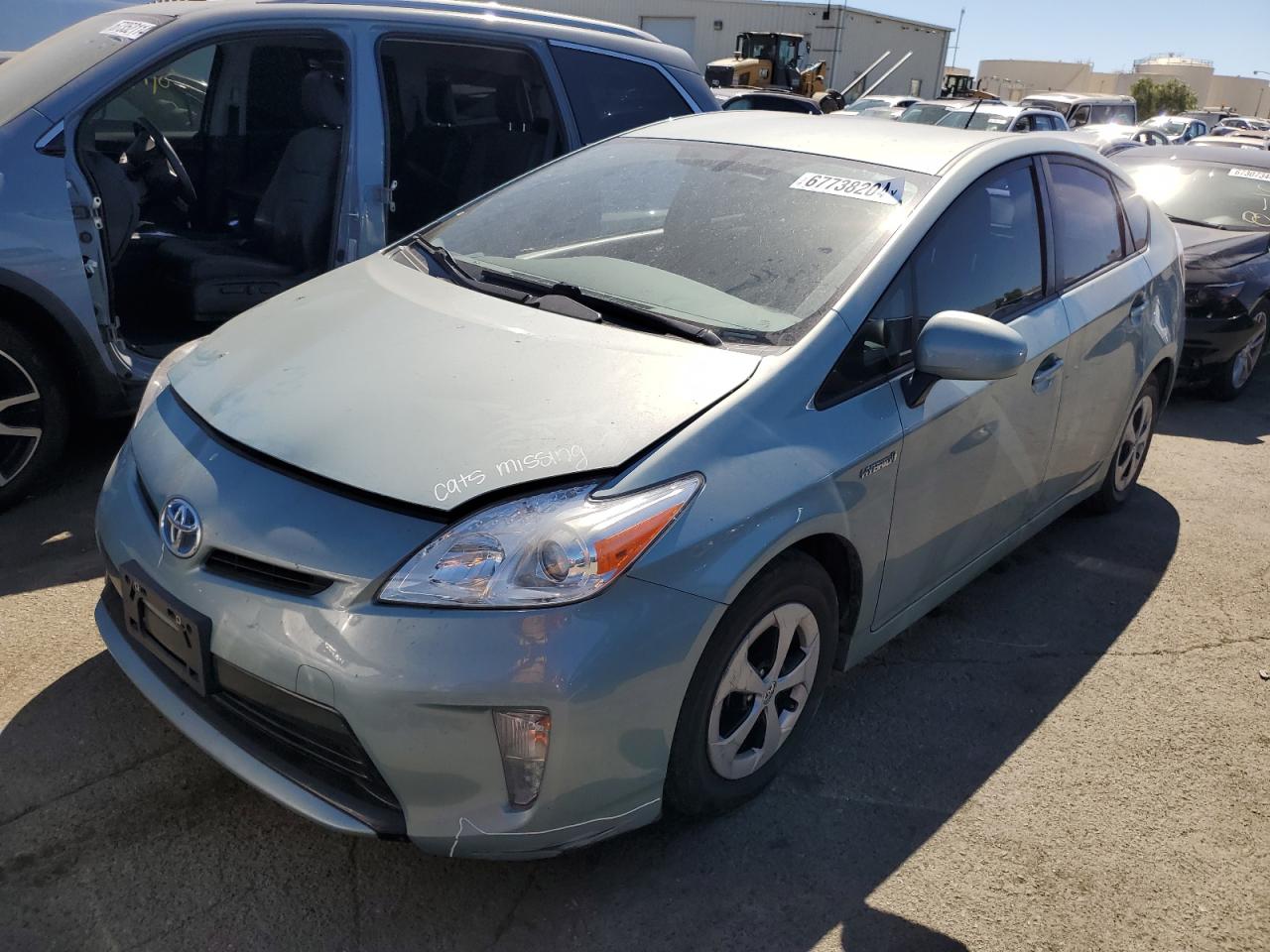 TOYOTA PRIUS 2014