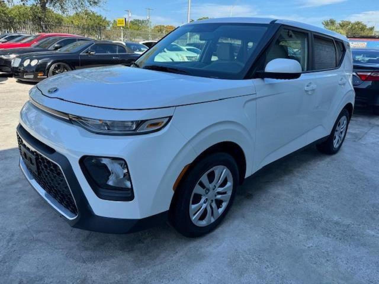 KIA SOUL LX 2020