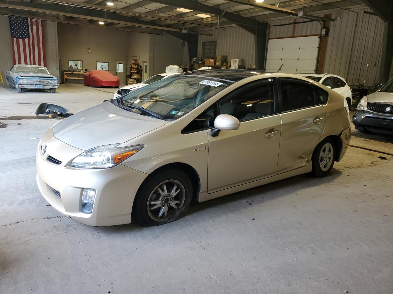 TOYOTA PRIUS 2010