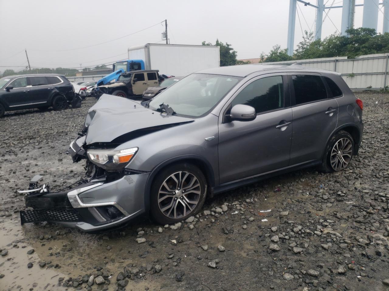 MITSUBISHI OUTLANDER 2019