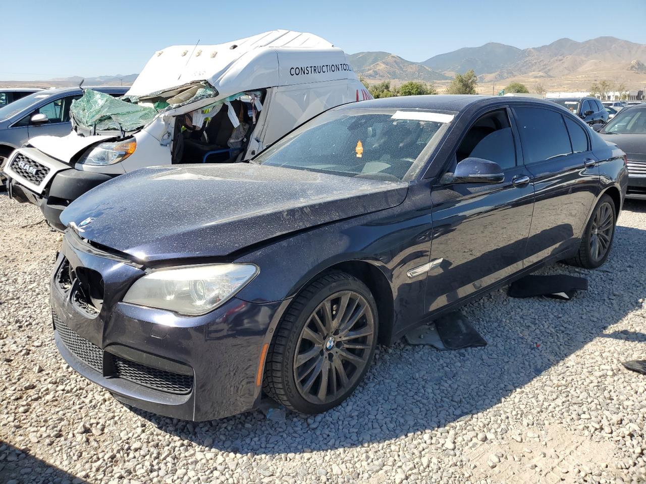 BMW 750 LXI 2013