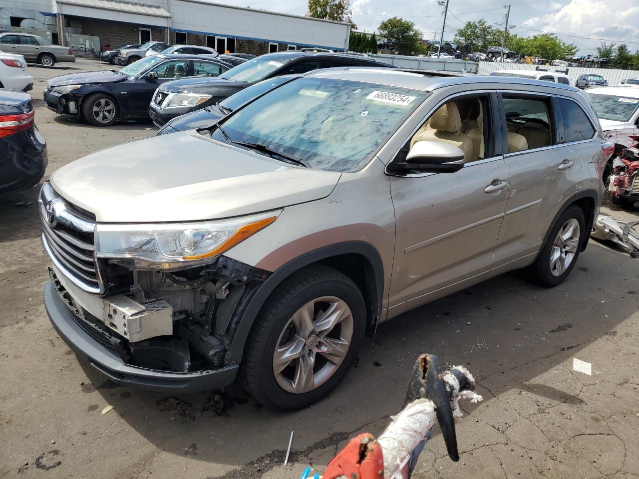 TOYOTA HIGHLANDER 2015