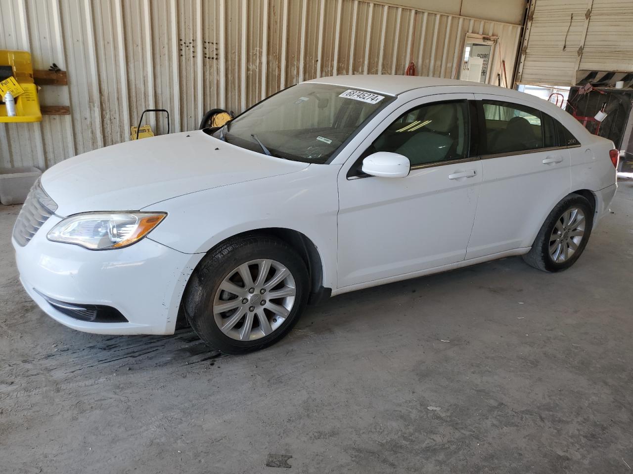 CHRYSLER 200 2013