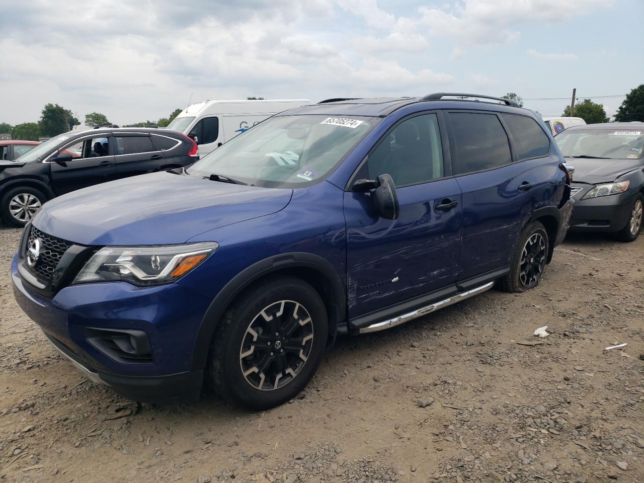 NISSAN PATHFINDER 2019