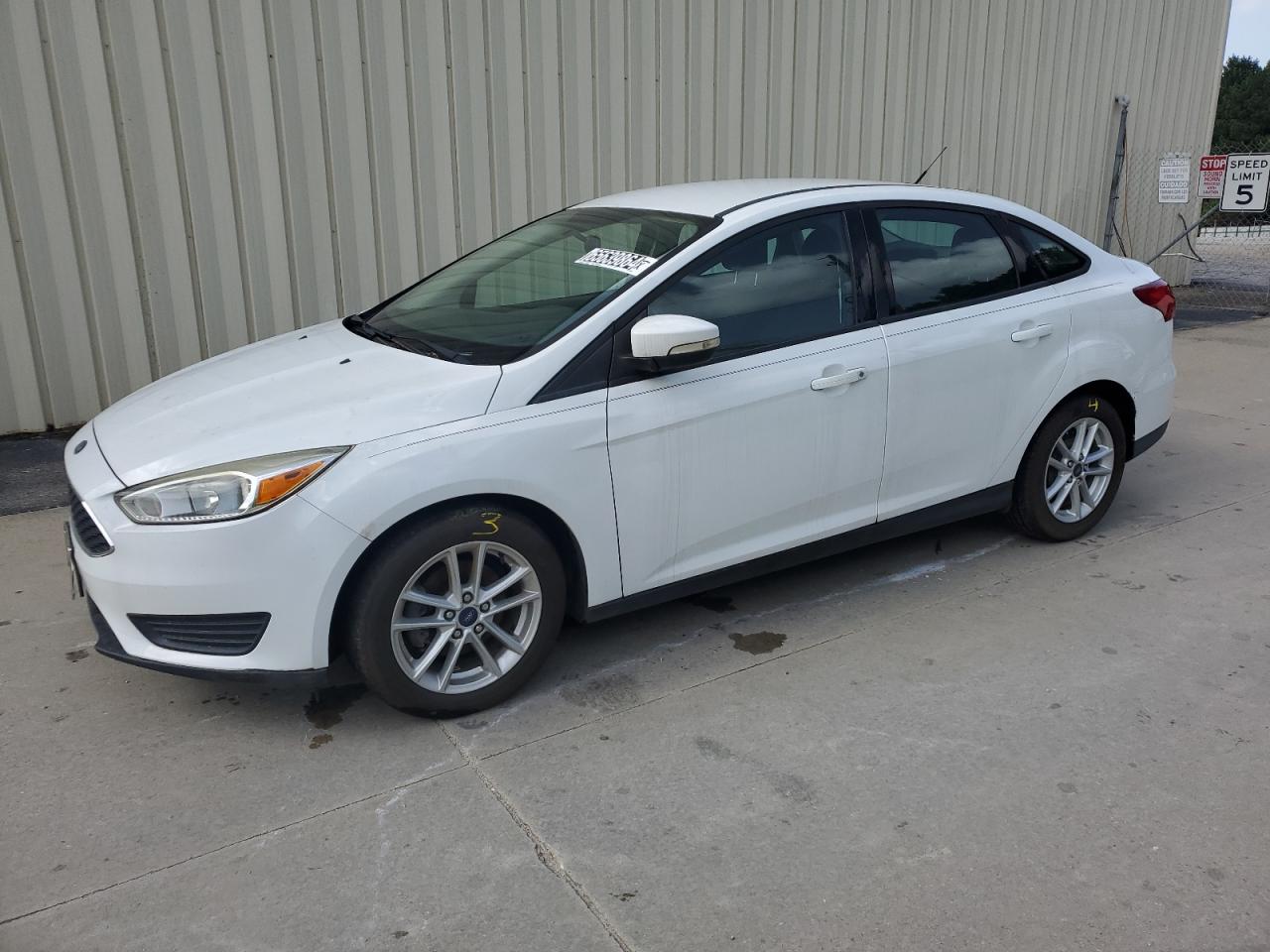 FORD FOCUS SE 2016
