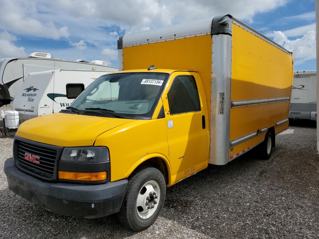 GMC SAVANA CUT 2020