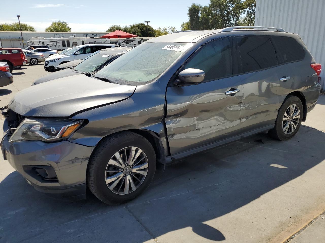 NISSAN PATHFINDER 2018