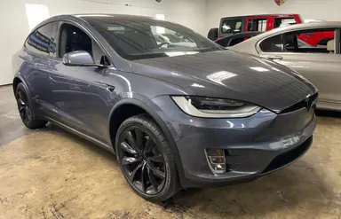 Tesla Model X 2020