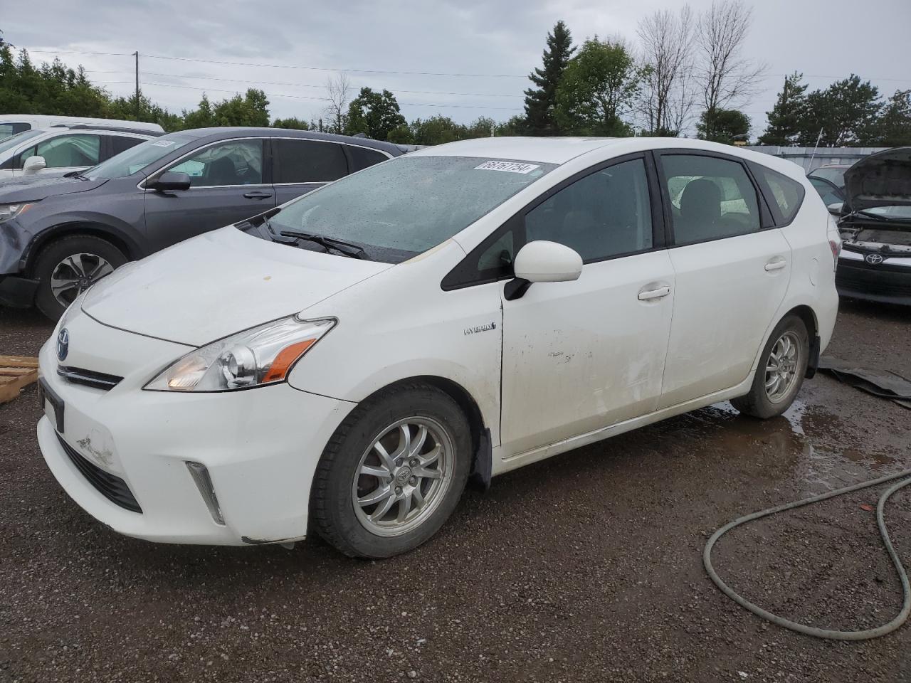 TOYOTA PRIUS V 2014