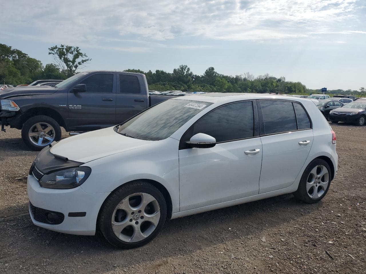 VOLKSWAGEN Golf 2014