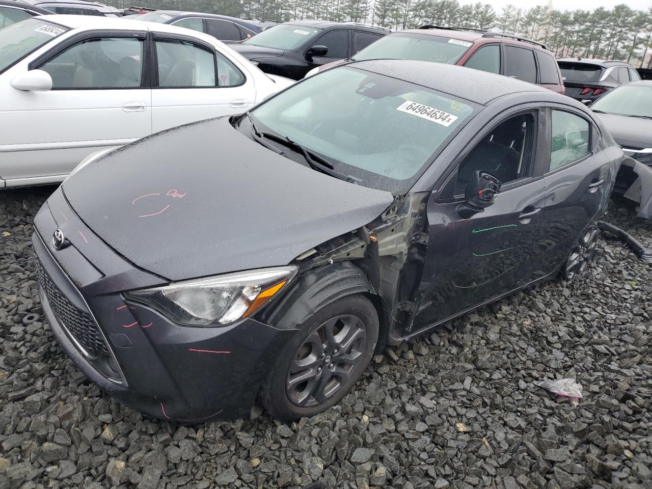 TOYOTA YARIS L 2019