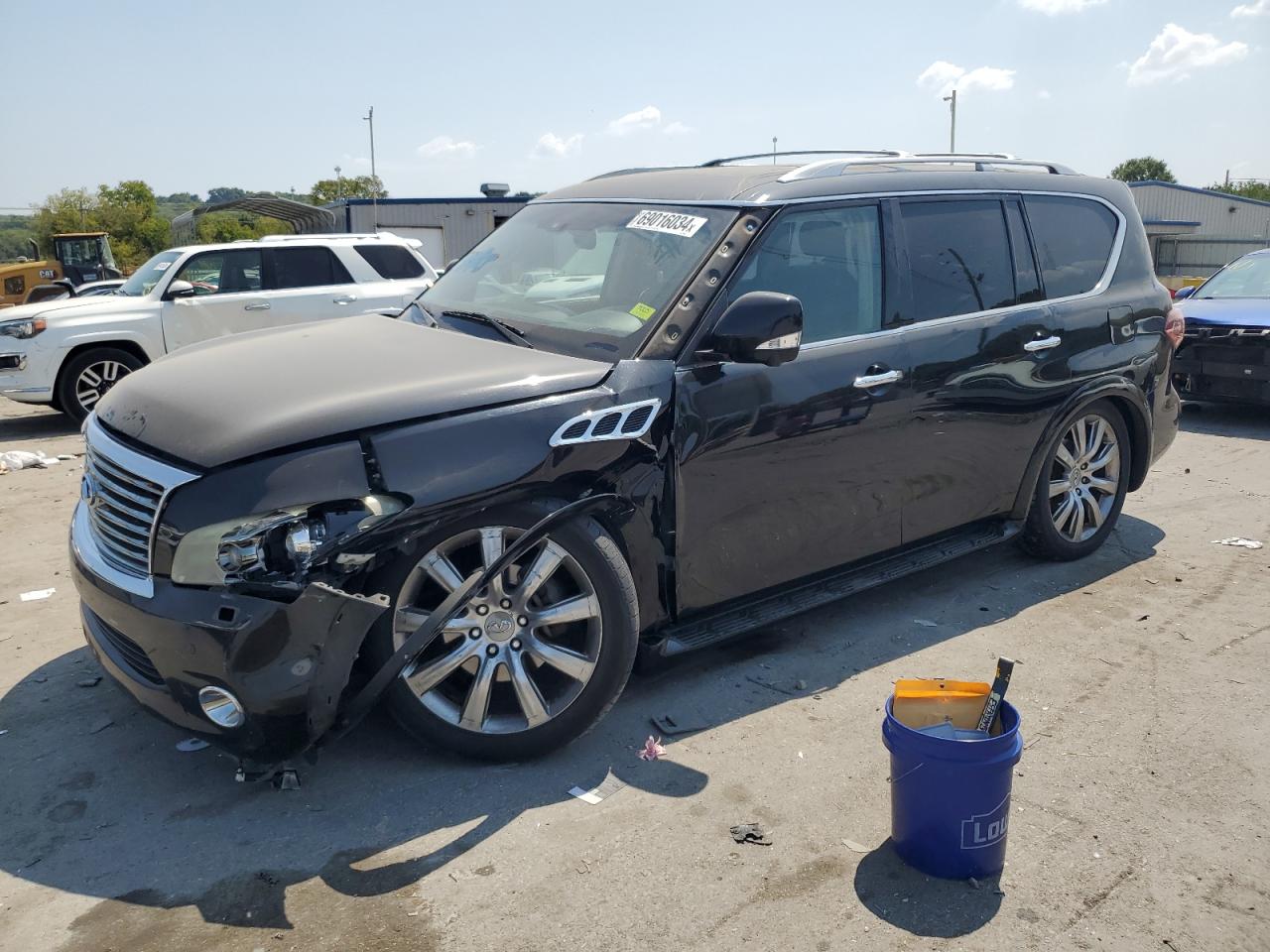 INFINITI QX56 2011
