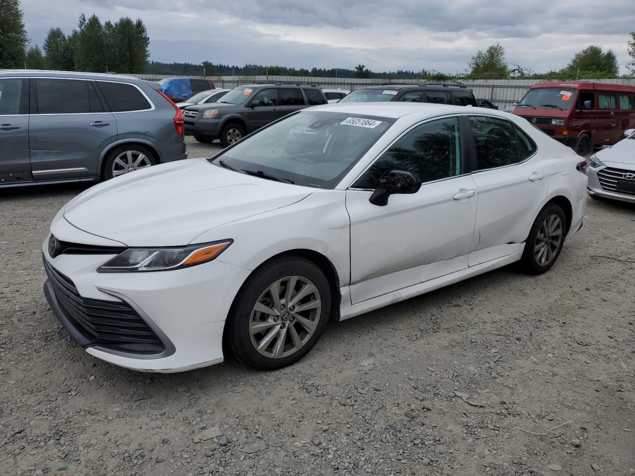 TOYOTA CAMRY LE 2021