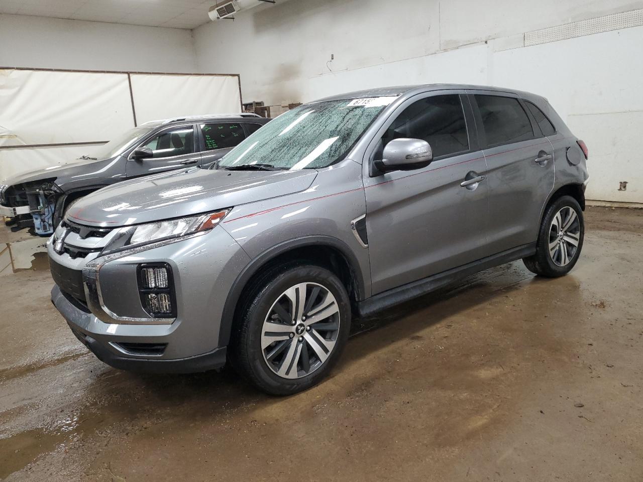 MITSUBISHI OUTLANDER 2023