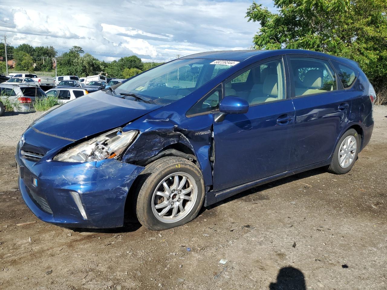 TOYOTA PRIUS V 2012
