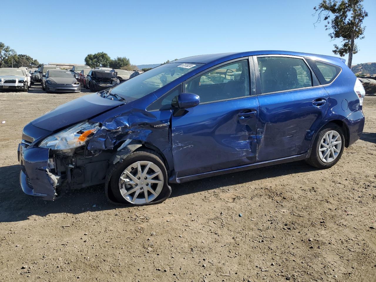 TOYOTA PRIUS V 2012
