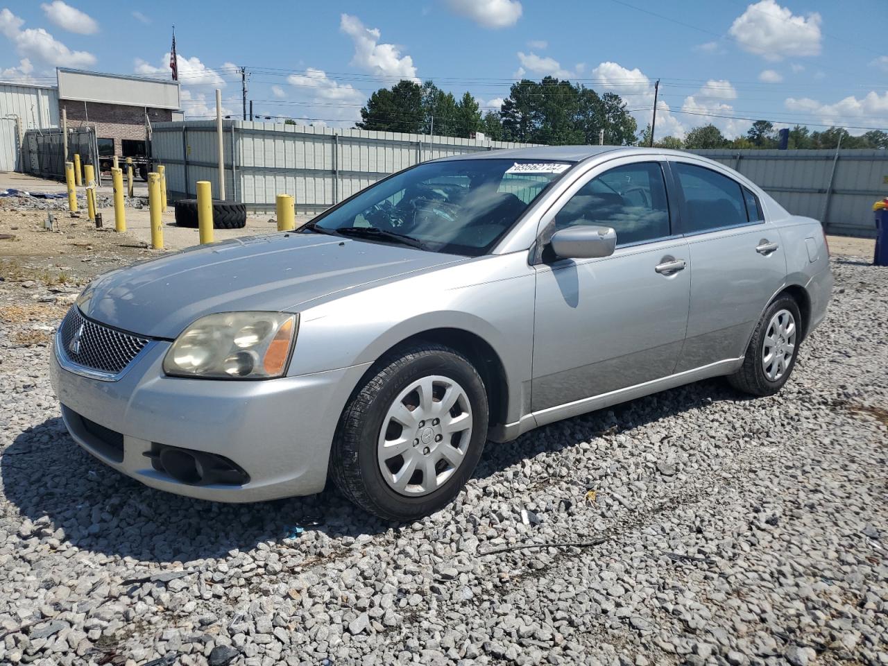 MITSUBISHI GALANT 2012