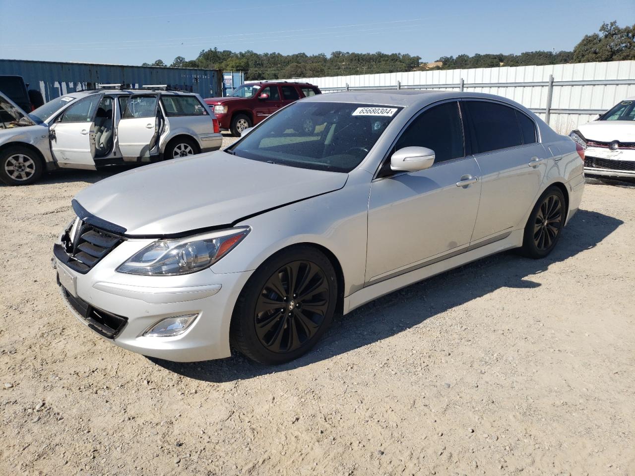 HYUNDAI GENESIS 5. 2013