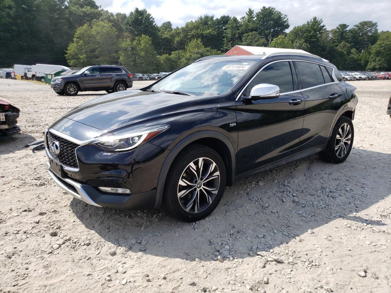 INFINITI QX30 BASE 2017