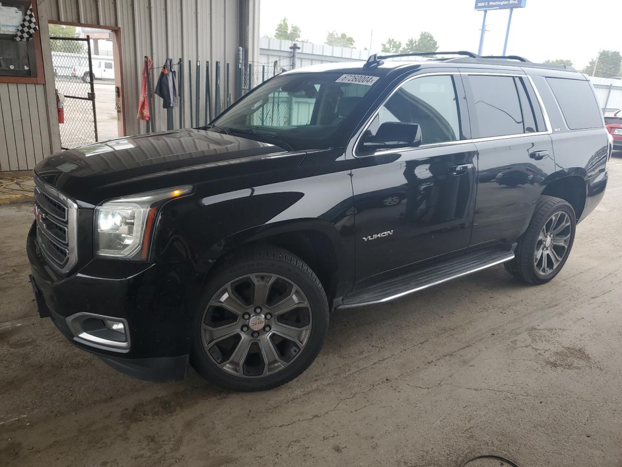 GMC YUKON SLT 2016