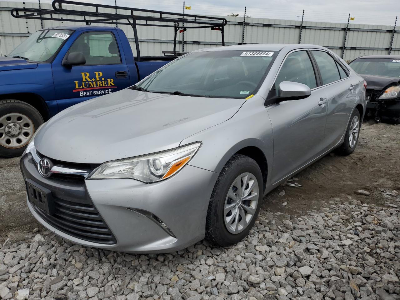 TOYOTA CAMRY LE 2015