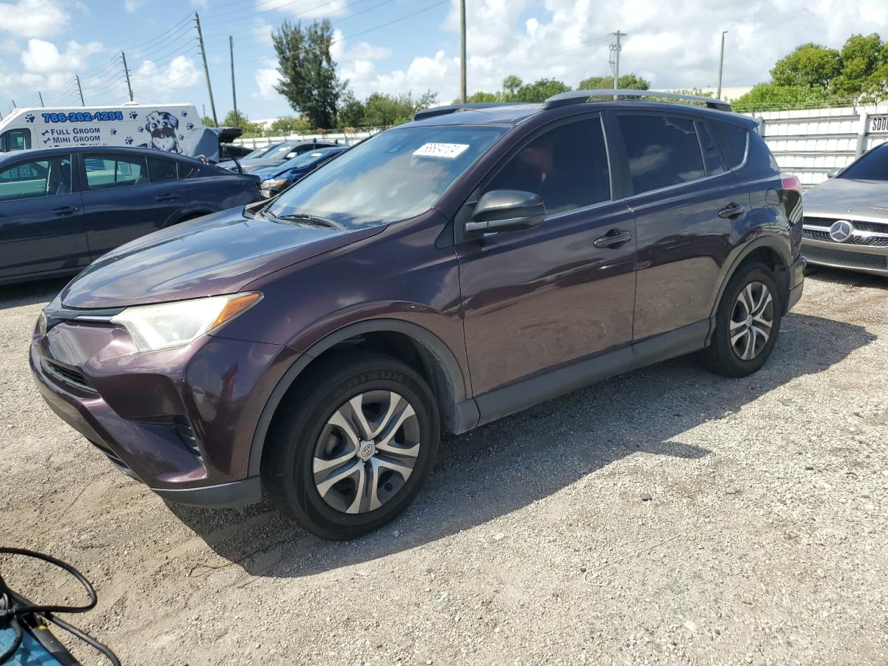 TOYOTA RAV4 LE 2018