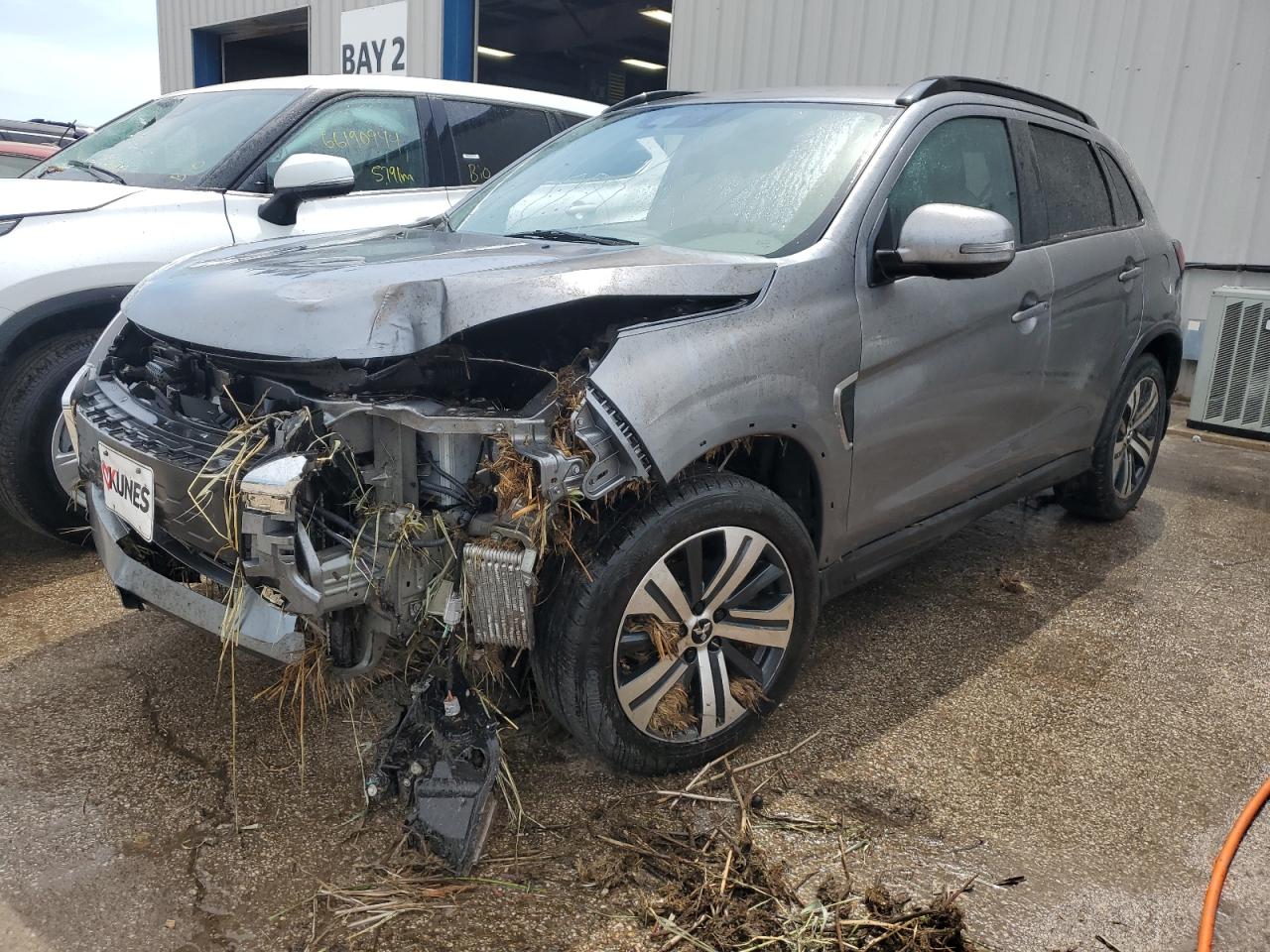 MITSUBISHI OUTLANDER 2022