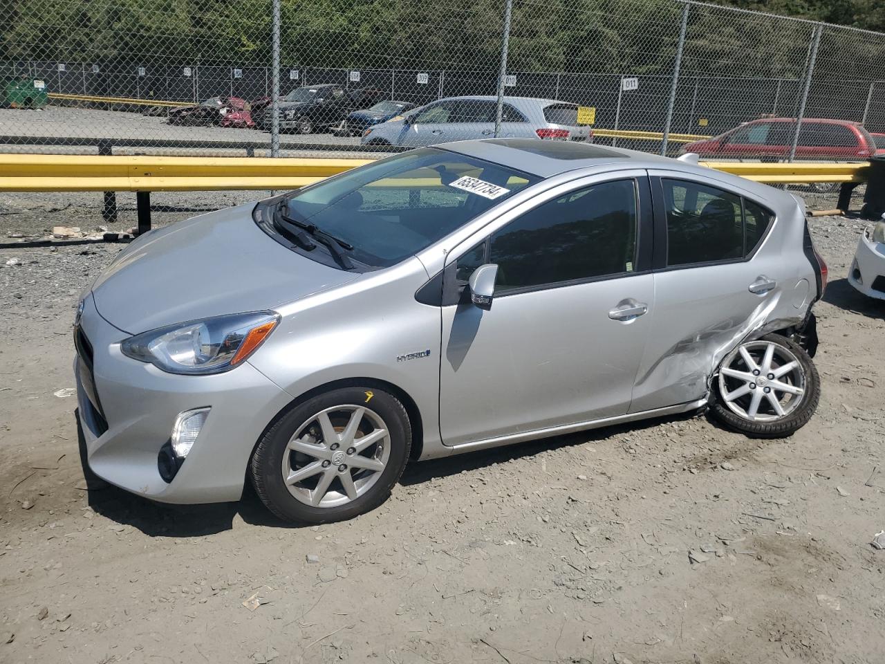 TOYOTA Prius C 2015