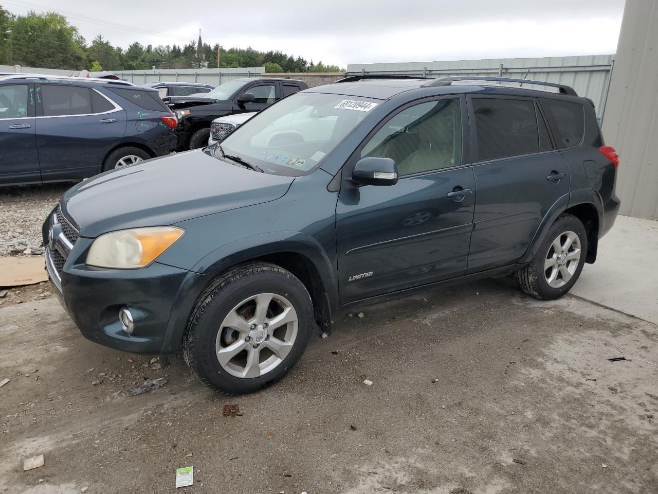 TOYOTA RAV4 2010